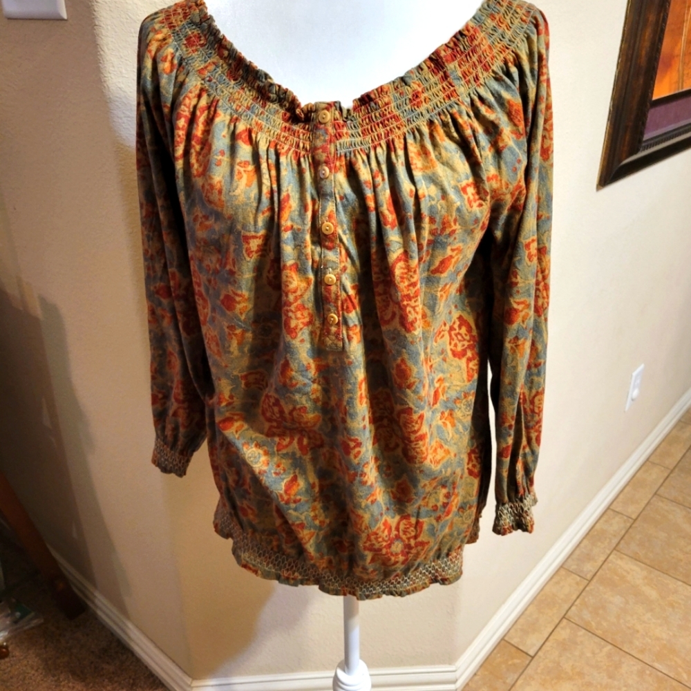 Long sleeve top